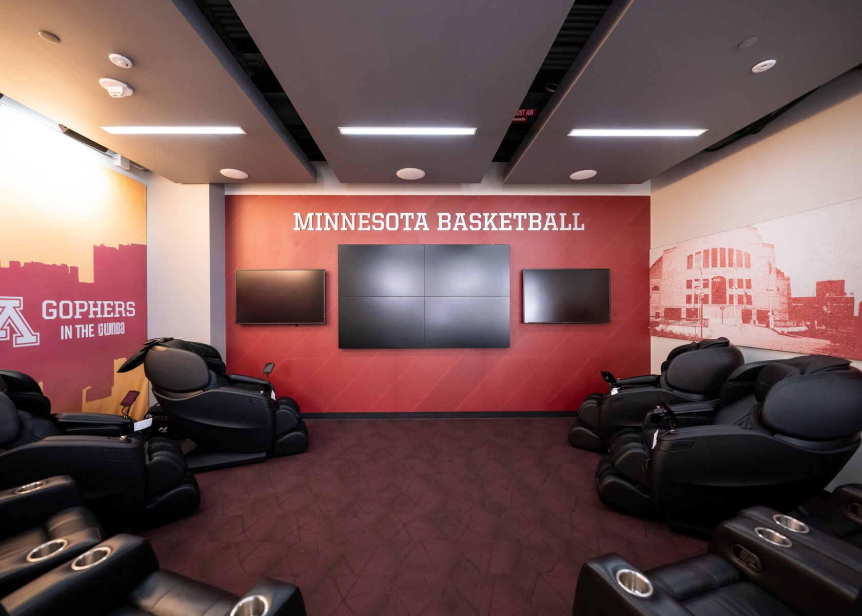 Charlie and Kathy Cunningham Basketball Performance Center