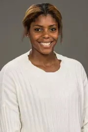 Assistant Coach Ariel Braker